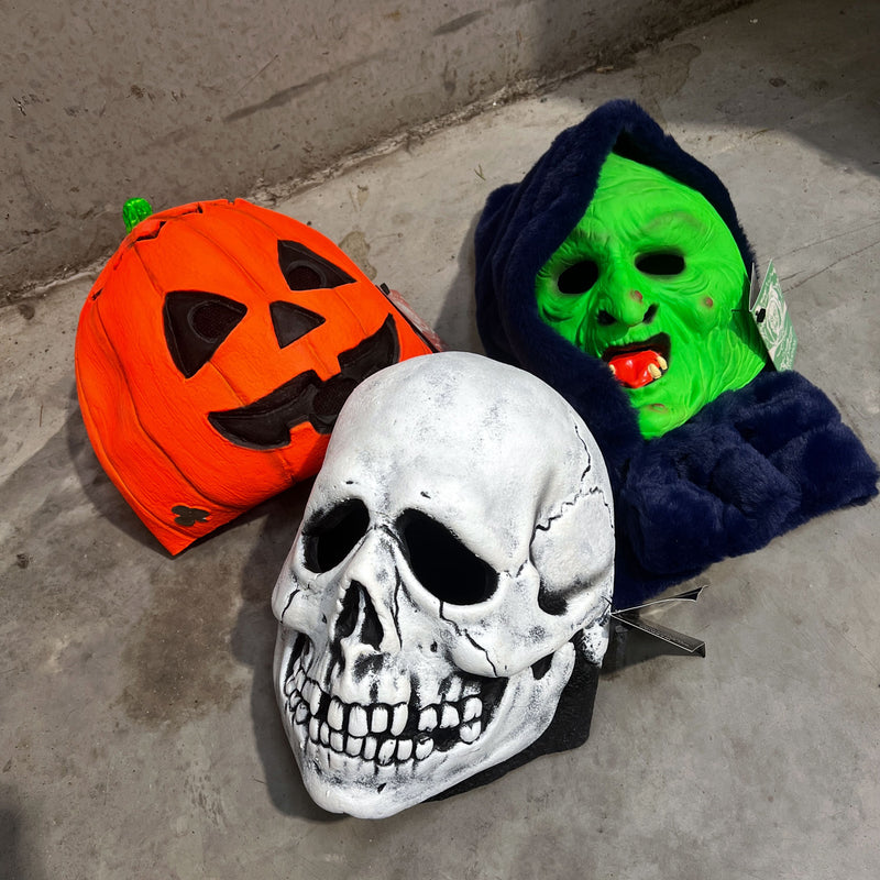 🎃 Halloween III: Season of the Witch Officially Licensed Silver Shamrock Masks Collection