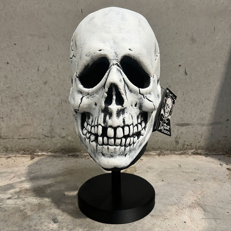 🎃 Halloween III: Season of the Witch Officially Licensed Silver Shamrock Masks Collection