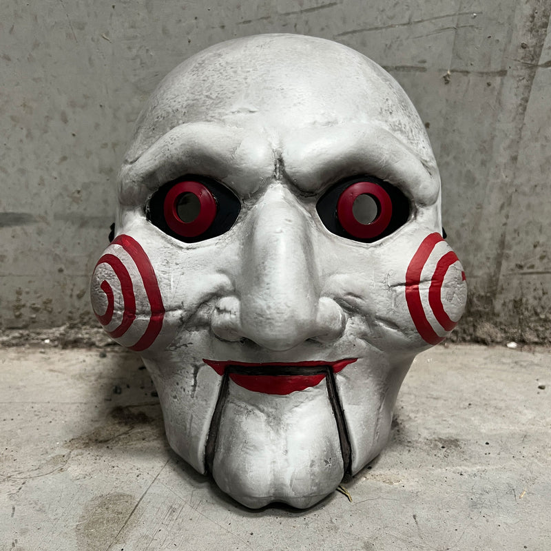 Billy marionetten såg inspirerad mask