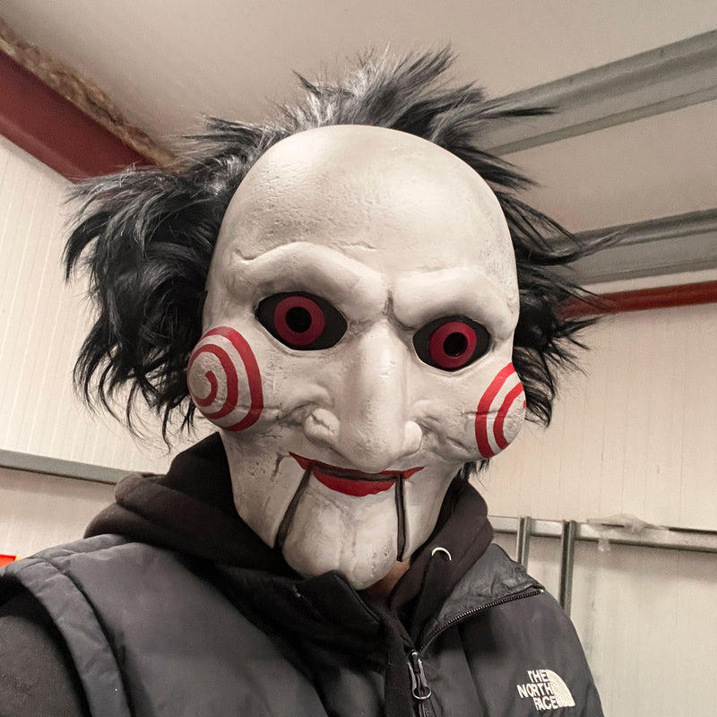 Billy marionetten såg inspirerad mask