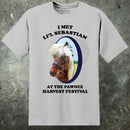 Parker & Rekreation Jag träffade lilla Sebastian T-shirt