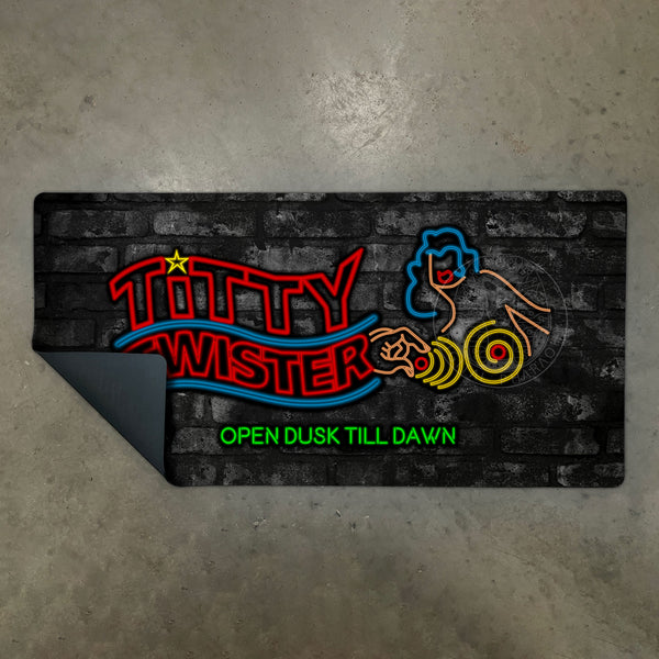 Titty twister gamingmat