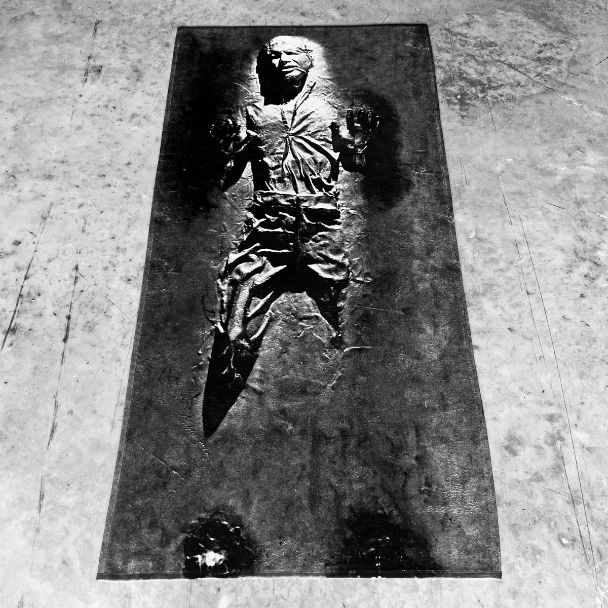 Han Solo Frozen In Carbonite Bath Towel